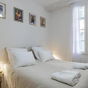 https://chez-collette-luxury-in-the-old-nice.fr-provencehotel.com